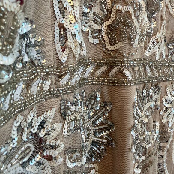 Adrianna Papell Beaded Cocktail Dress – Size 6 – Nude & Silver - Picture 4 of 9